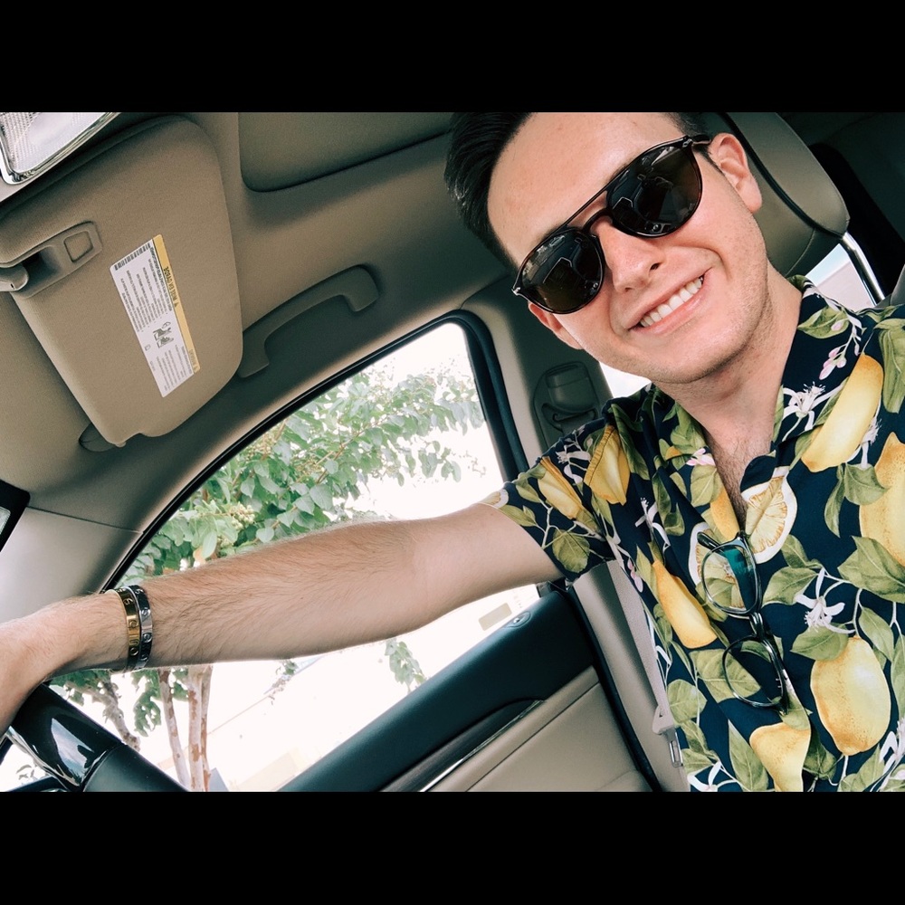 Meet your Posher, Garrett